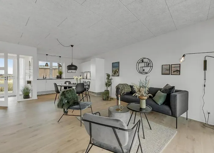 Apartment Awesome In Ringkobing